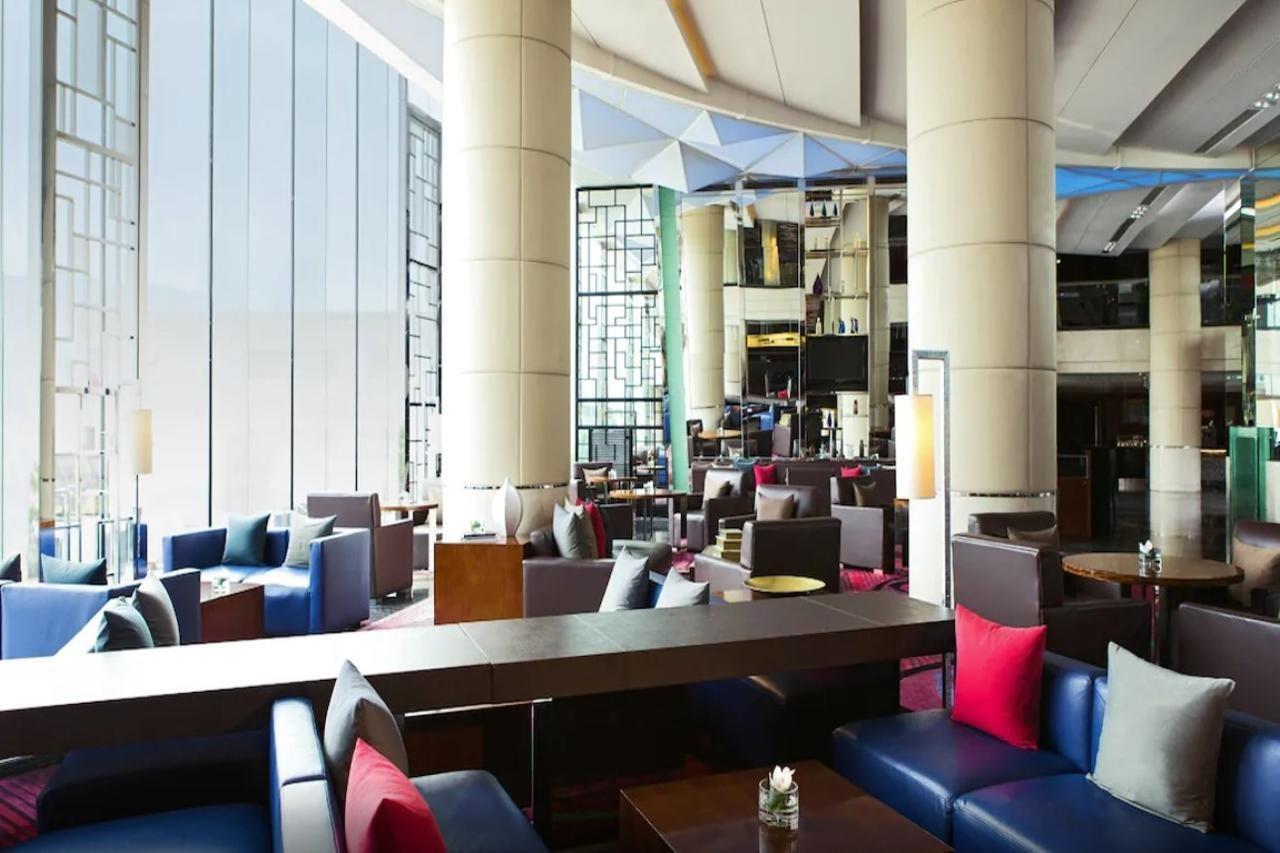 Hong Kong Skycity Marriott Hotel Exteriér fotografie The lobby of the hotel
